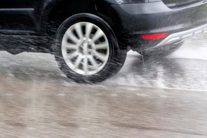 Aquaplaning nasse Straße